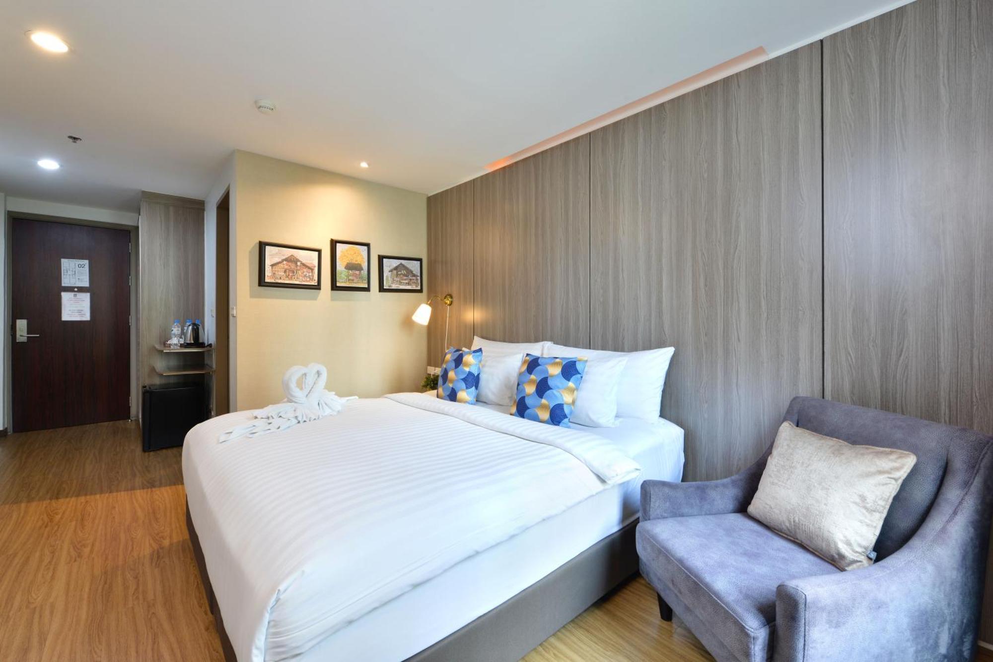 Bedever Boutique Bangkok Hotel - Bts Phra Khanong Kültér fotó