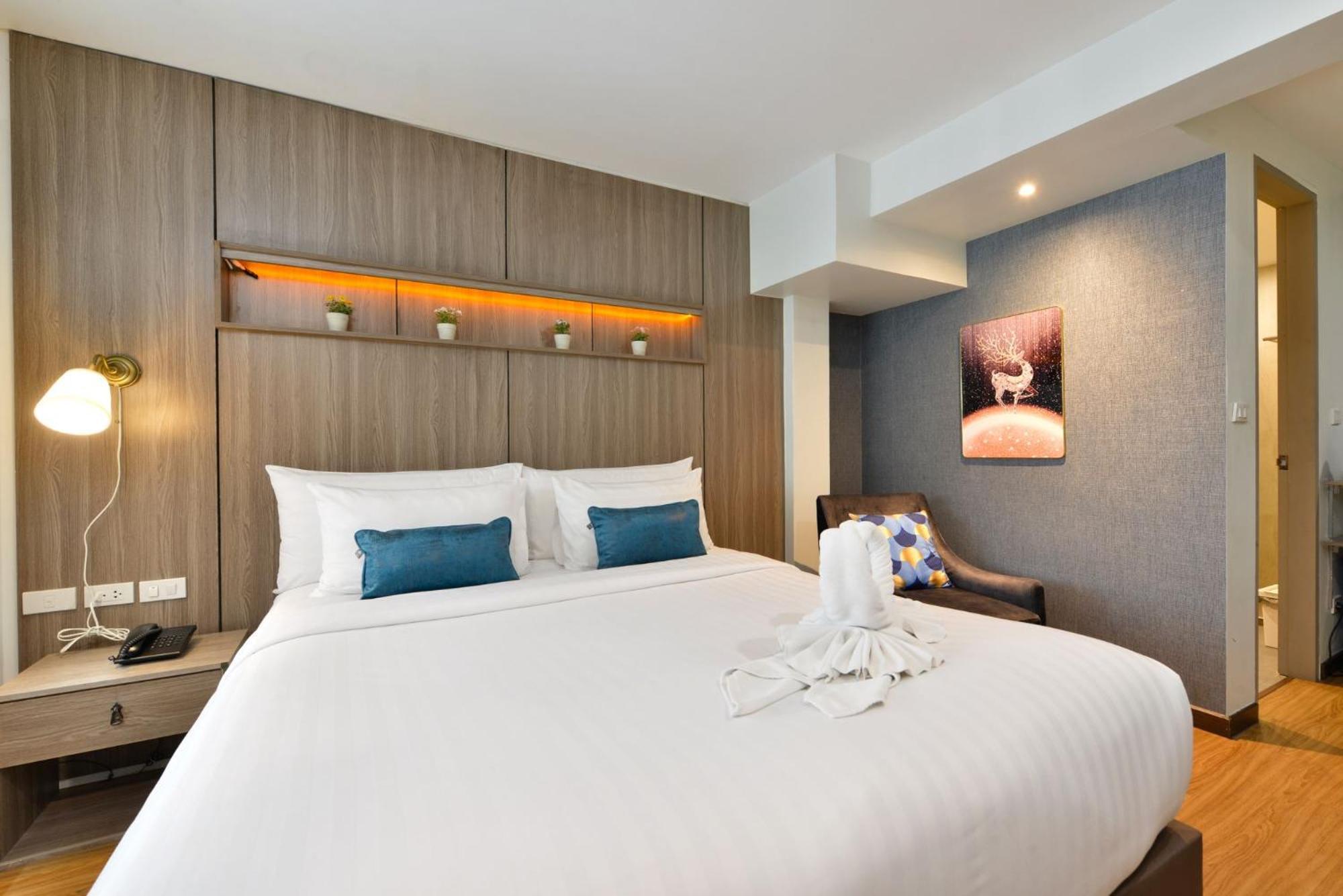 Bedever Boutique Bangkok Hotel - Bts Phra Khanong Kültér fotó